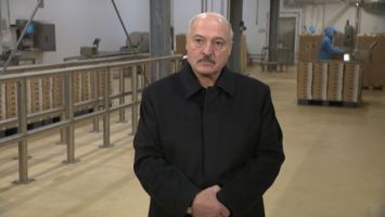 Лукашенко считает недопустимым раскалывать общество на фоне борьбы с коронавирусом