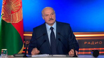 Лукашенко подчеркивает важность активной роли государства в медиасфере