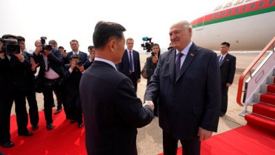 
 Начался официальный визит Лукашенко в КНДР
 