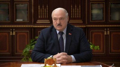 Лукашенко обратил внимание Пиневича на лечение людей в районах и анонсировал внезапные проверки