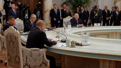 Лукашенко прибыл во Дворец Нации в Душанбе для участия в саммите Содружества