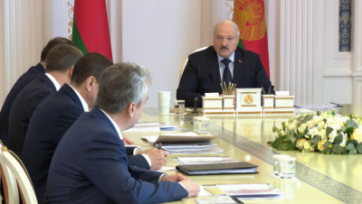 Лукашенко: надо придать новый импульс IT-отрасли, и это касается всех, а не только ПВТ