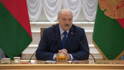 Лукашенко уверен, что пока еще есть возможность договориться по Украине