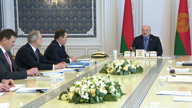 Лукашенко собрал совещание по вопросам подготовки первого заседания VII ВНС