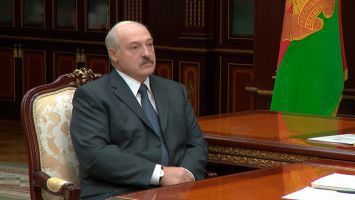 Лукашенко требует активнее развивать импортозамещение и бороться с посредничеством