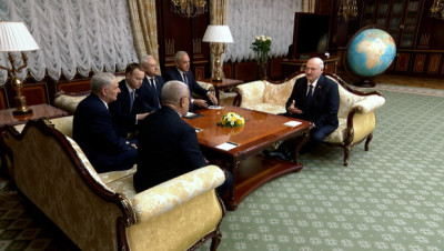 Лукашенко: Беларусь хотела бы иметь продвинутые, серьезные отношения с Алжиром