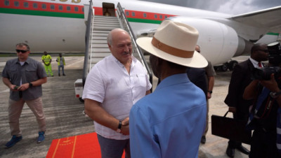 Лукашенко прибыл на материковую часть Экваториальной Гвинеи, где строят новую столицу - Город мира
