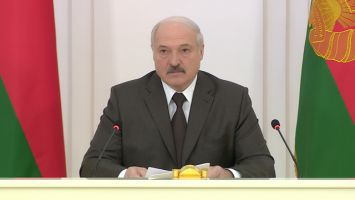 Лукашенко: на каждом пятачке в Минске и областях должны быть высажены деревья