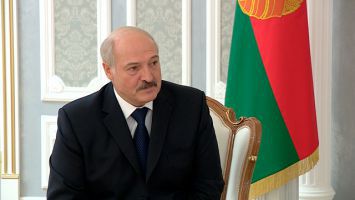 Лукашенко гарантирует поддержку работе Внешэкономбанка в Беларуси