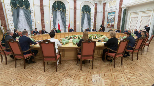 "Будет экономика - будет и страна". Лукашенко подчеркнул роль прикладной науки в развитии страны