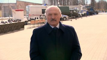 Лукашенко во время предстоящей посевной ждет от предприятий организованности и дисциплины