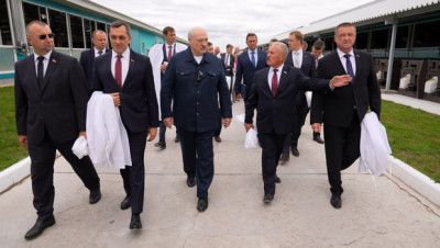 Лукашенко ознакомился с ситуацией в сельском хозяйстве