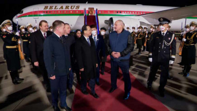 Лукашенко прибыл с государственным визитом в Китай