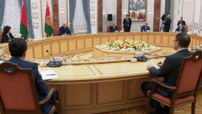 Лукашенко рассказал, что Россия готова была заключить договор об урегулировании конфликта в Украине