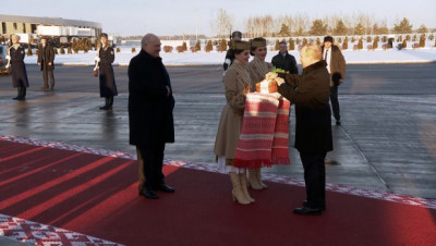 Лукашенко и Путин из аэропорта вместе отправились на переговоры во Дворец Независимости