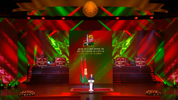 Лукашенко: ничто и никто не заставит Беларусь свернуть с пути к миру и созиданию