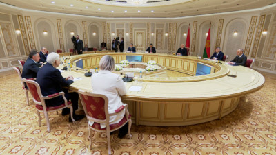 Лукашенко: мы готовы предложить Ростовской области товары и услуги на условиях лучше, чем у иностранцев