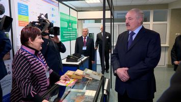 Лукашенко: историю становления белорусского государства нужно достоверно отразить в новых учебниках