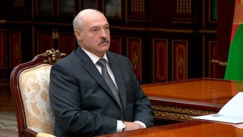 Лукашенко: белорусским хоккеистам место в низшем дивизионе, но мириться с этим мы не можем