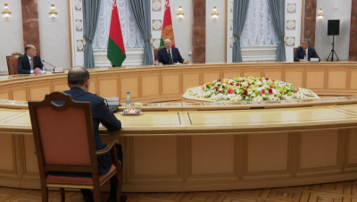 Лукашенко провел встречу с секретарями совбезов стран ОДКБ
