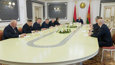 Руководство местной вертикали, банка и концерна. Лукашенко согласовал ряд назначений 