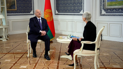 Лукашенко дал интервью телеканалу "Аль-Арабия"