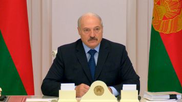 Лукашенко поручил ускорить работу по сокращению количества ветхих домов