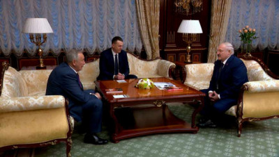 Лукашенко встретился с президентом Федерации тенниса России Тарпищевым