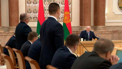 Серьезный разговор после работы над ошибками. Лукашенко собрал большое совещание по образованию