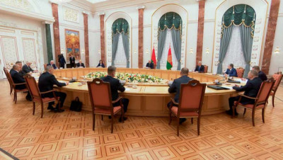 "Мы не воссоздаем КПСС": Лукашенко обозначил свою позицию по партийному строительству в Беларуси
