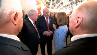 Лукашенко проголосовал на выборах руководства ВНС