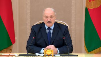 Лукашенко: если не будет препятствий, российского рынка Беларуси хватит навсегда