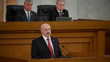 Лукашенко: главная цель остается неизменной - мы строим государство для народа