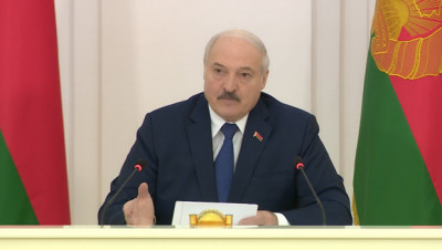 Лукашенко предостерег правительство от перебоев с поставкой сахара