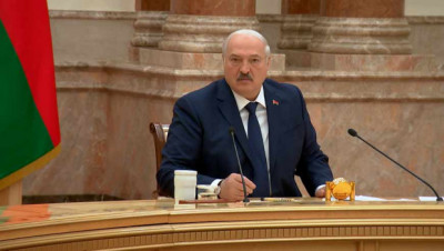 "Срок один - 1 января". Лукашенко поручил устранить к новому году все недостатки в здравоохранении