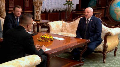 Лукашенко встретился с главой МИД Венгрии Сийярто