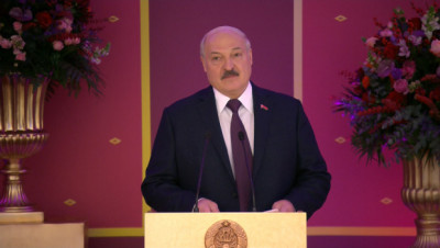 Лукашенко адресовал молодежи важный месседж: "За вами Беларусь, это ваш щит"