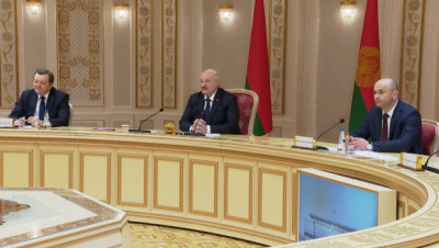 Лукашенко: деструктивные силы через конфликт в Украине втягивают нас всех в третью мировую войну