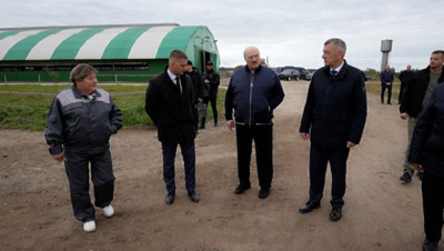 Лукашенко: нужно работать и соблюдать железную дисциплину, чтобы была экономика