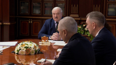 &quot;Результат ошеломляющий&quot;. Лукашенко прокомментировал победу Путина на выборах в России