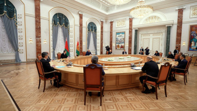 Лукашенко заявил о твердой приверженности ускорению интеграции в сфере услуг в СНГ и ЕАЭС