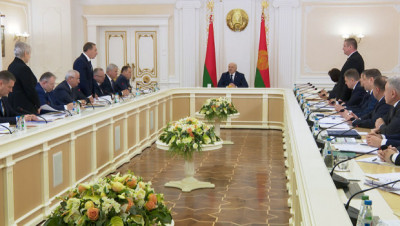Цены, механизм их регулирования и контроля обсудили на совещании у Лукашенко
