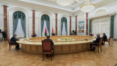 Лукашенко: сейчас важно остановить конфликт в Украине, а не искать его причины
