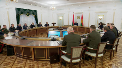 Лукашенко провел заседание Совета безопасности