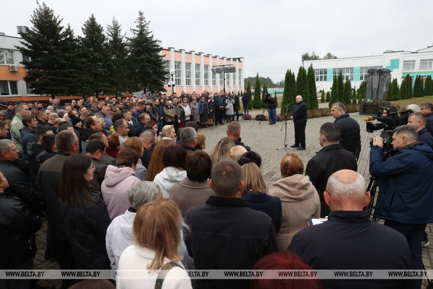 Президент поручил вернуться к программе по развитию Полесья