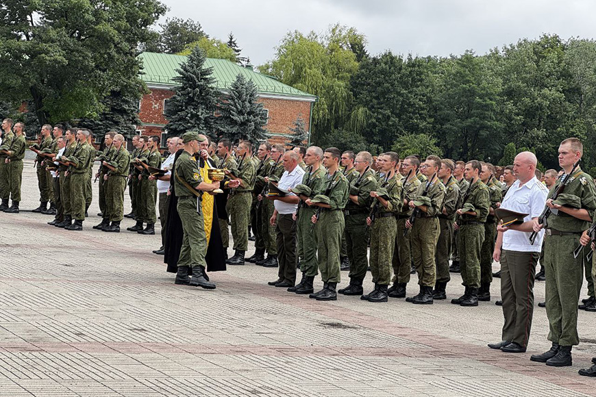Более 120 студентов ГомГМУ приняли военную присягу в Брестской крепости