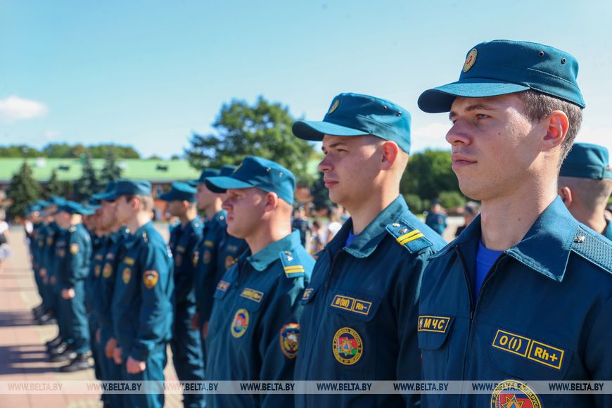Присягу в Брестской крепости приняли 28 новобранцев МЧС