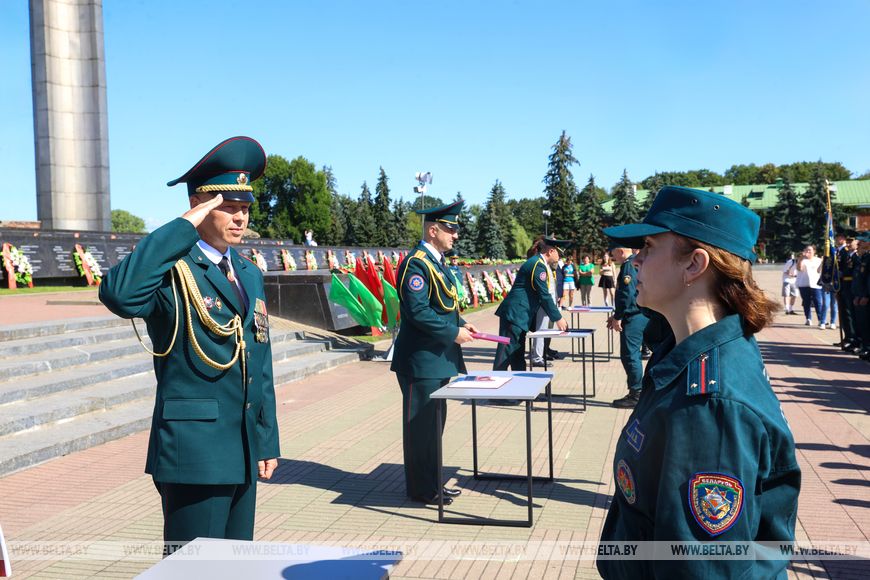 Присягу в Брестской крепости приняли 28 новобранцев МЧС