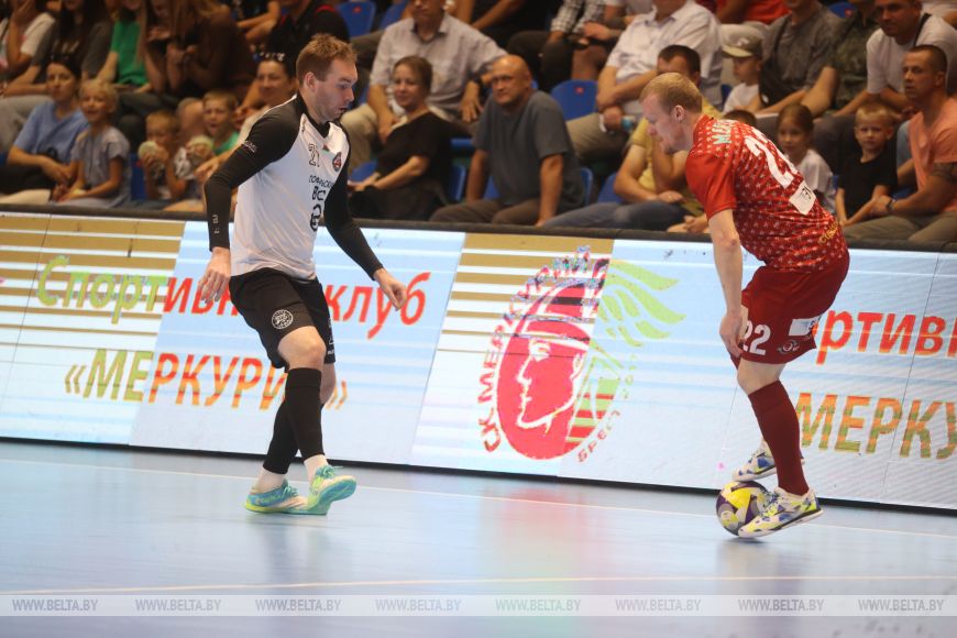 В Бресте состоялся матч-открытие чемпионата Беларуси по мини-футболу