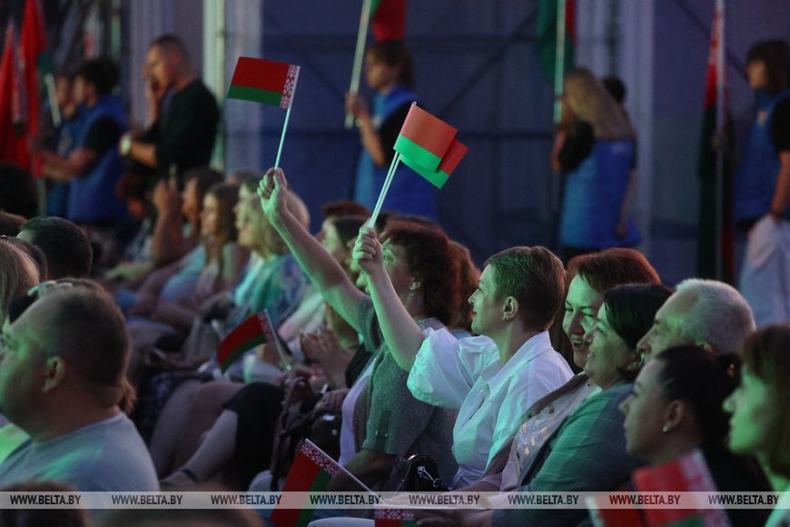 Гала-концерт «Кинотеатр «Александрия» отправился в тур по Беларуси. Первыми на выездном сеансе побывали брестчане